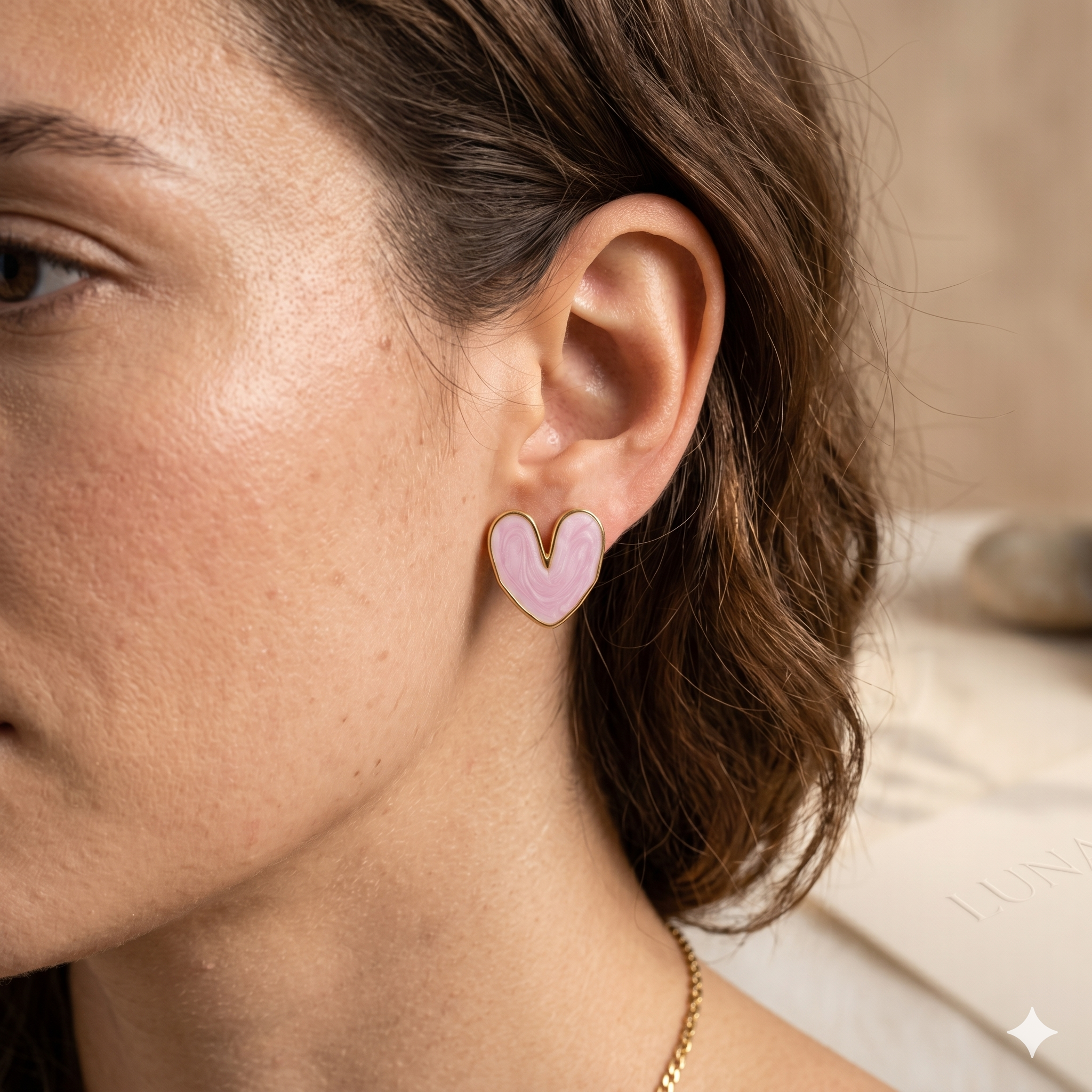 Heart Stud Earrings – 18K Gold | Pink Statement